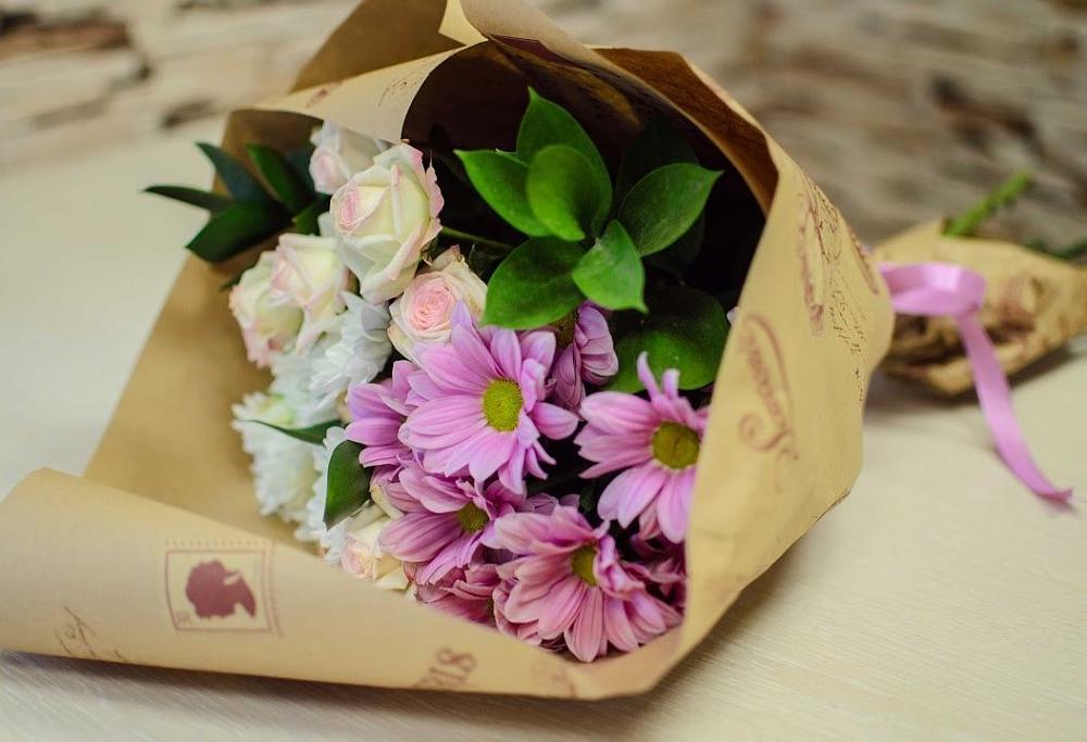 Букет цветов из: Розы и Хризантемы в Звенигово