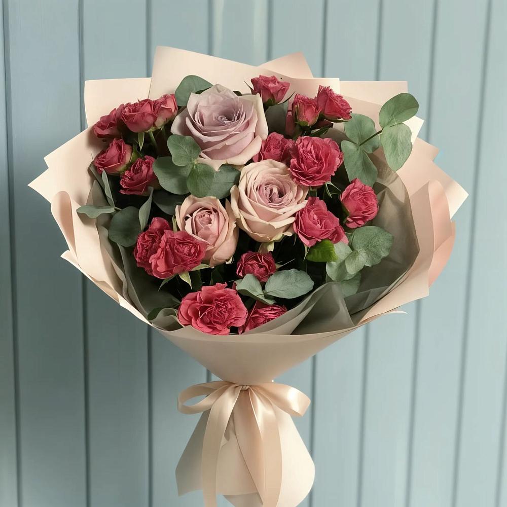 Букет цветов из: Гвоздики и Розы в Звенигово