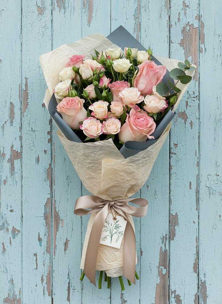 Букет цветов из: Розы в Звенигово