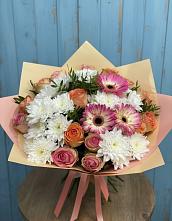 Букет цветов из:  Розы, Герберы и Хризантемы в Звенигово