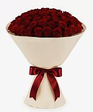 Букет 101 Бордовая роза Блэк Бакарра в Звенигово