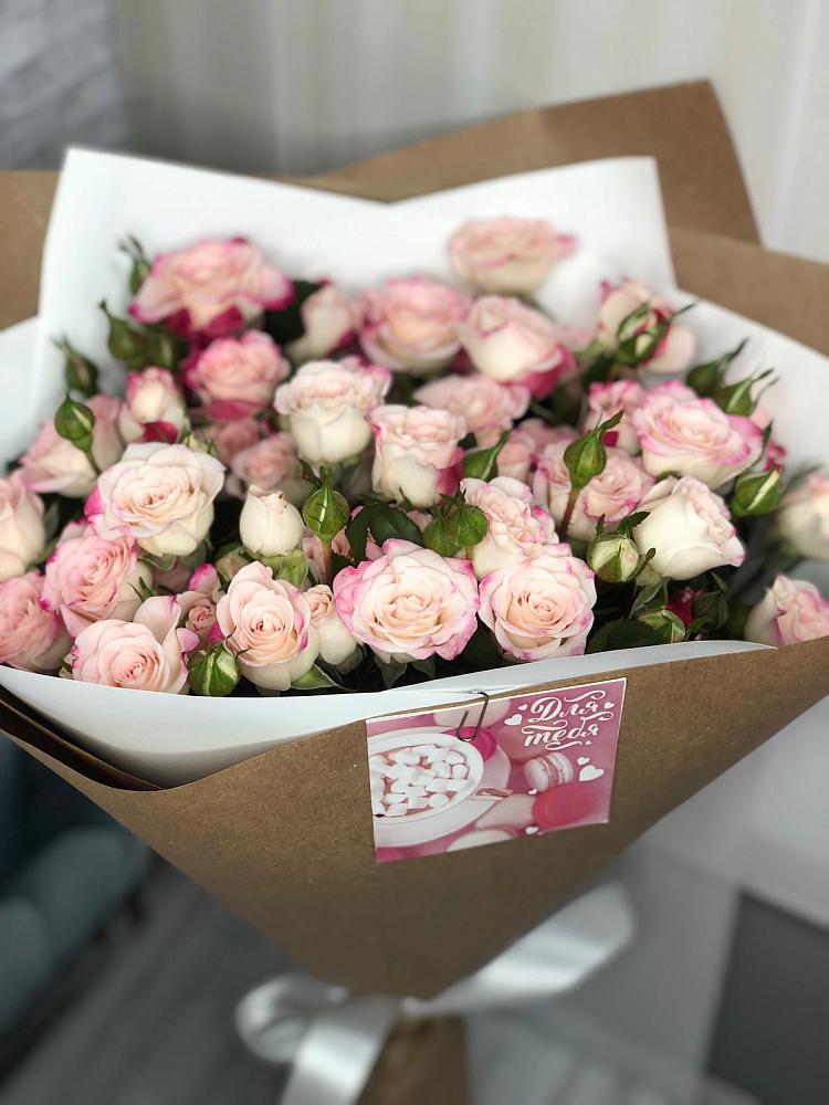 Букет цветов из: Розы в Звенигово