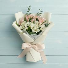Букет цветов из:  Альстромерии в Звенигово