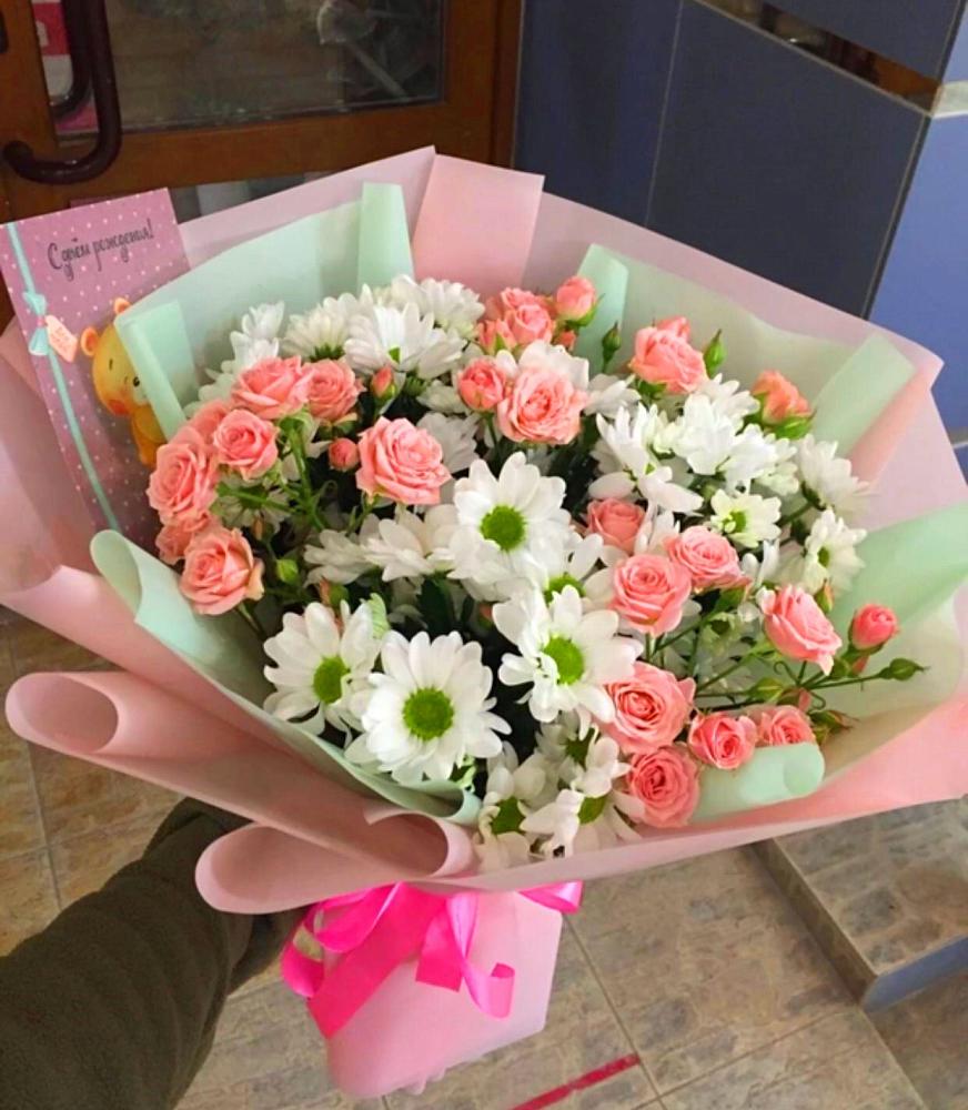 Букет цветов из: Розы и Хризантемы в Звенигово