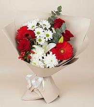 Букет цветов из:  Розы, Хризантемы, Герберы и Лилии в Звенигово