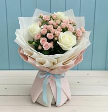 Букет цветов из:  Розы в Звенигово