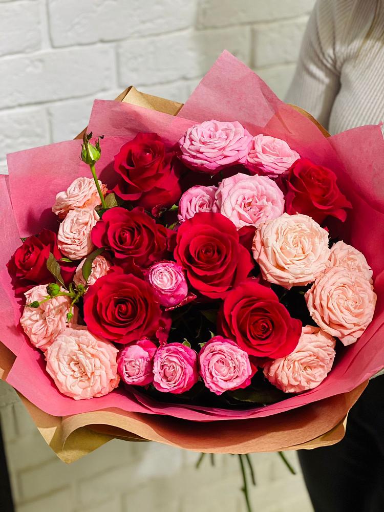 Букет цветов из: Розы в Звенигово