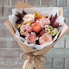 Букет цветов из:  Гвоздики, Хризантемы и Розы #REPLACE_PRED# Звенигово