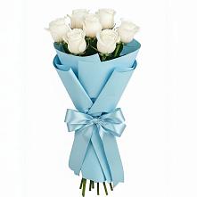 Букет 7 белых роз Проуд в Звенигово